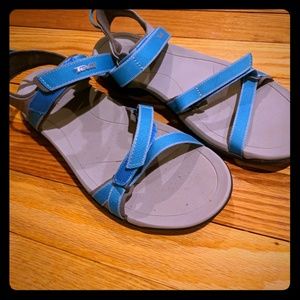 Teva verra sandals.